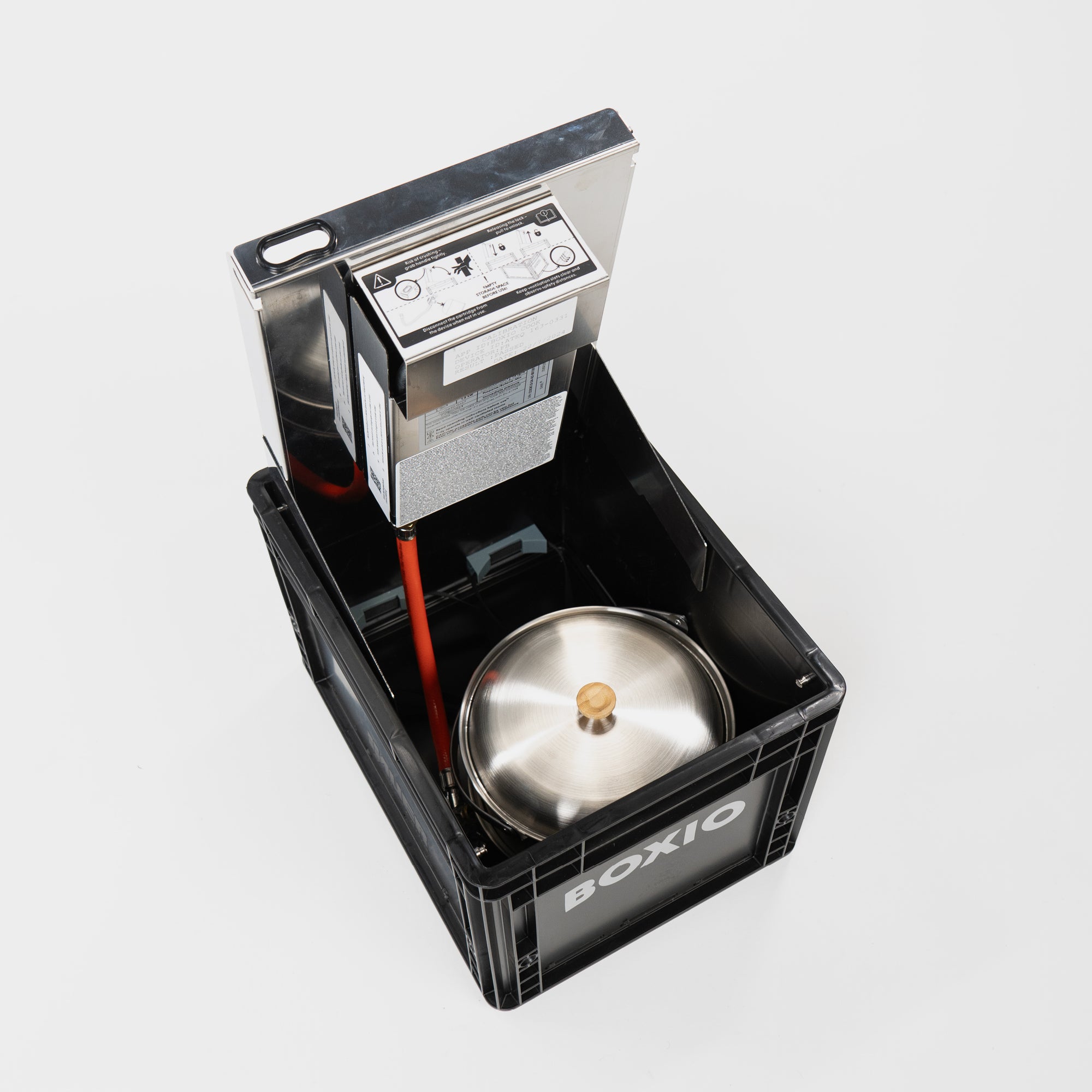 Mobiler Gaskocher mit Camping-Topfset